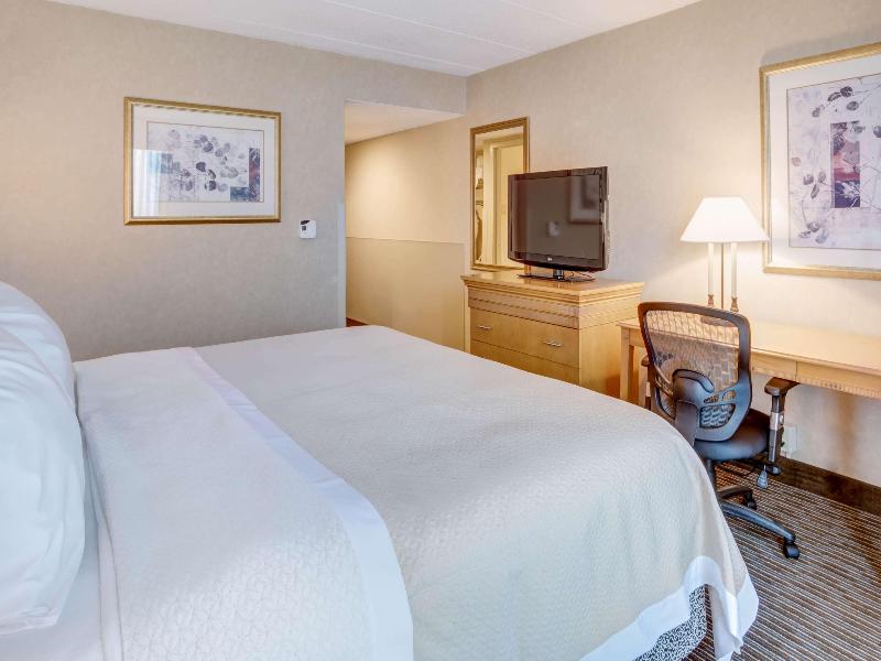 Days Hotel by Wyndham Toms River Jersey Shore image