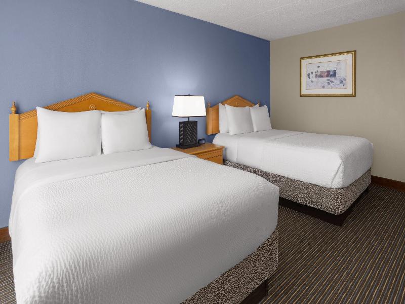 Days Hotel by Wyndham Toms River Jersey Shore image