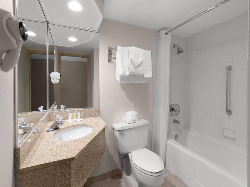 Days Hotel by Wyndham Toms River Jersey Shore image