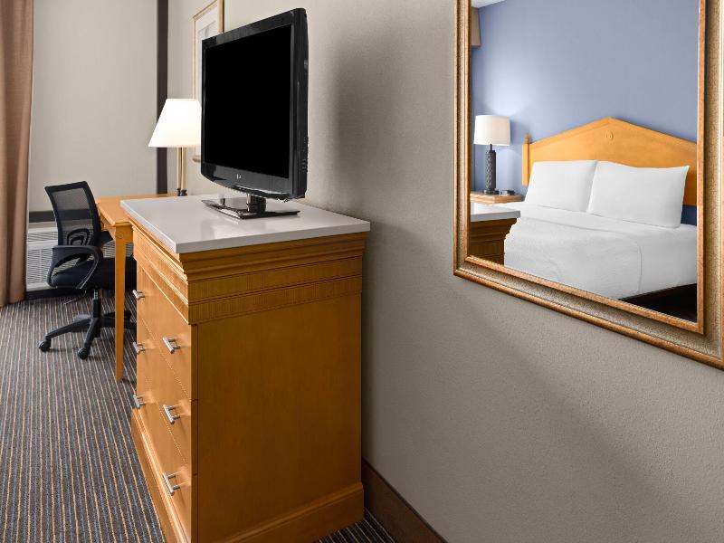 Days Hotel by Wyndham Toms River Jersey Shore image