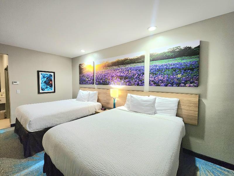 Days Inn & Suites by Wyndham Katy image