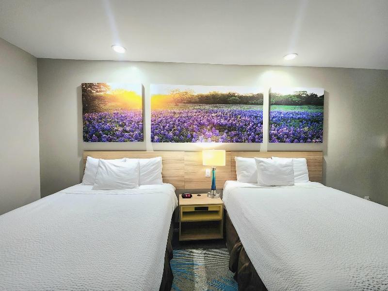 Days Inn & Suites by Wyndham Katy image