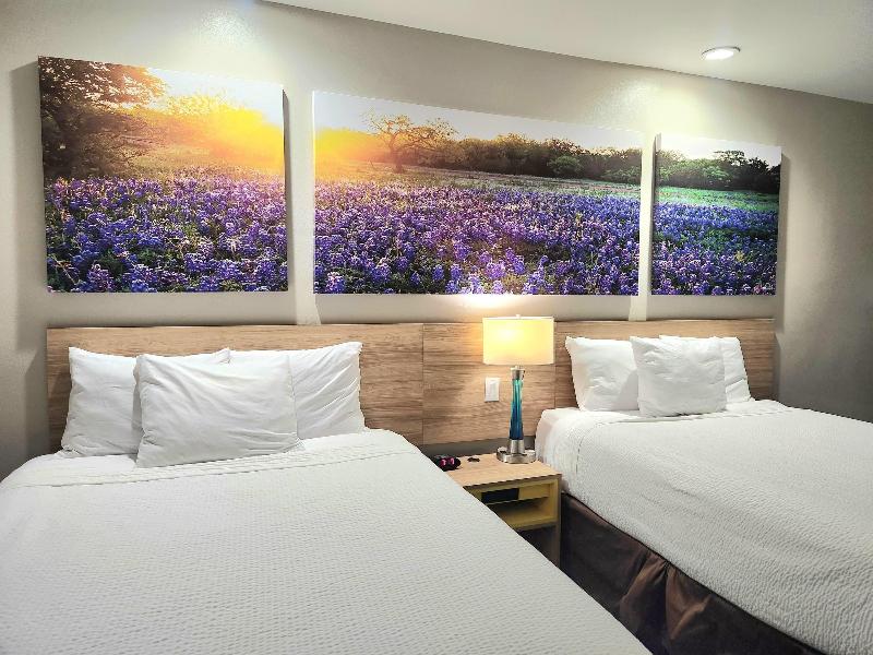 Days Inn & Suites by Wyndham Katy image