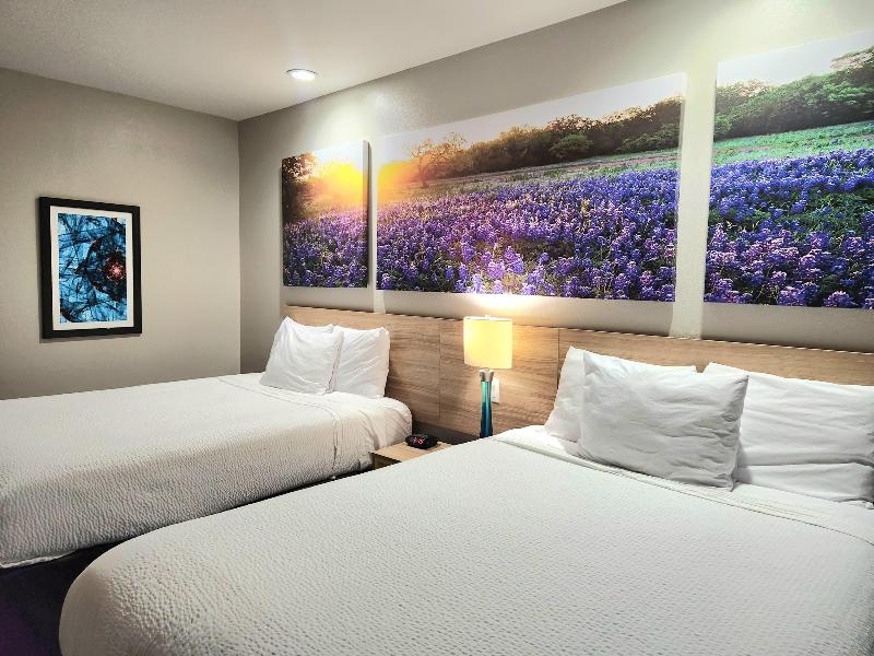 Days Inn & Suites by Wyndham Katy image