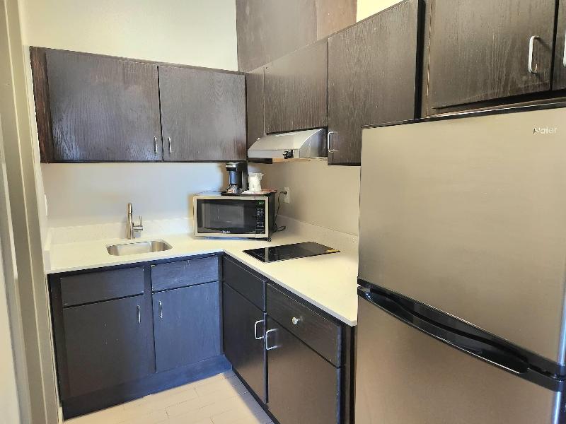 Days Inn & Suites by Wyndham Katy image