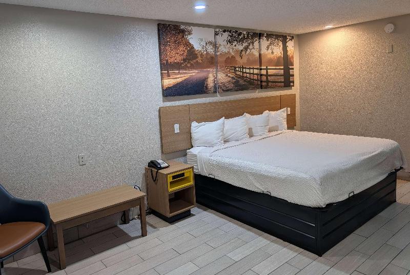 Days Inn By Wyndham Arcadia image