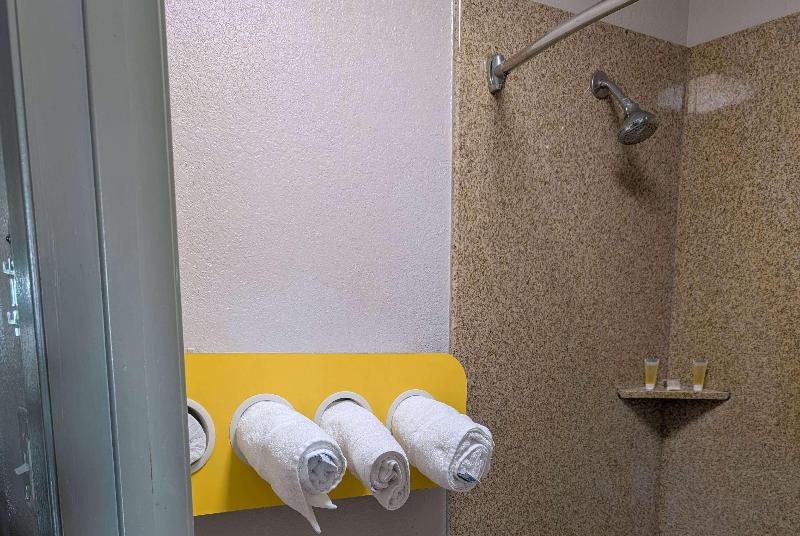 Days Inn By Wyndham Arcadia image