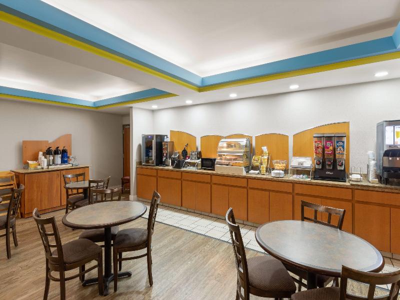 Days Inn by Wyndham Tulsa Central