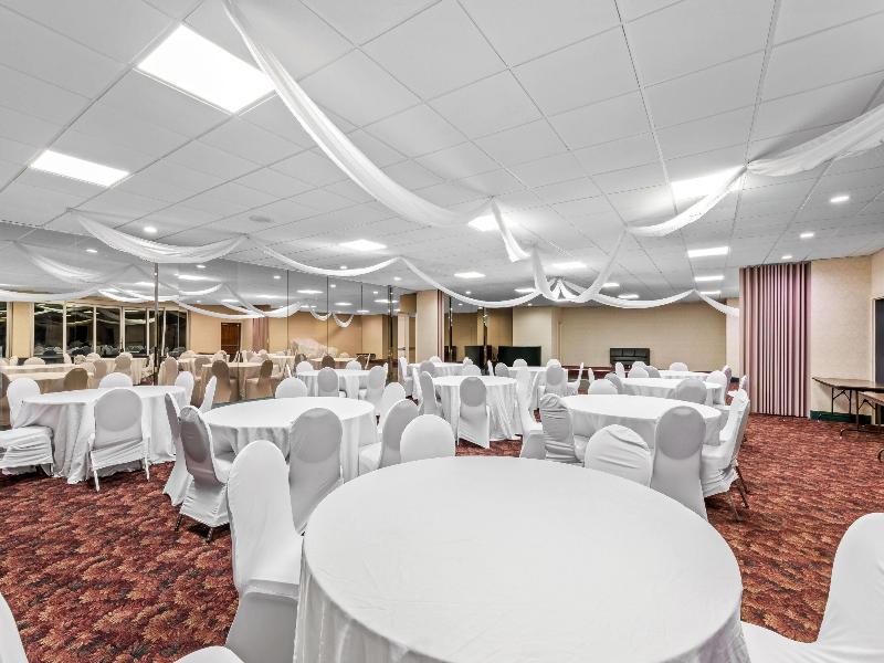 Days Inn by Wyndham Liberty image