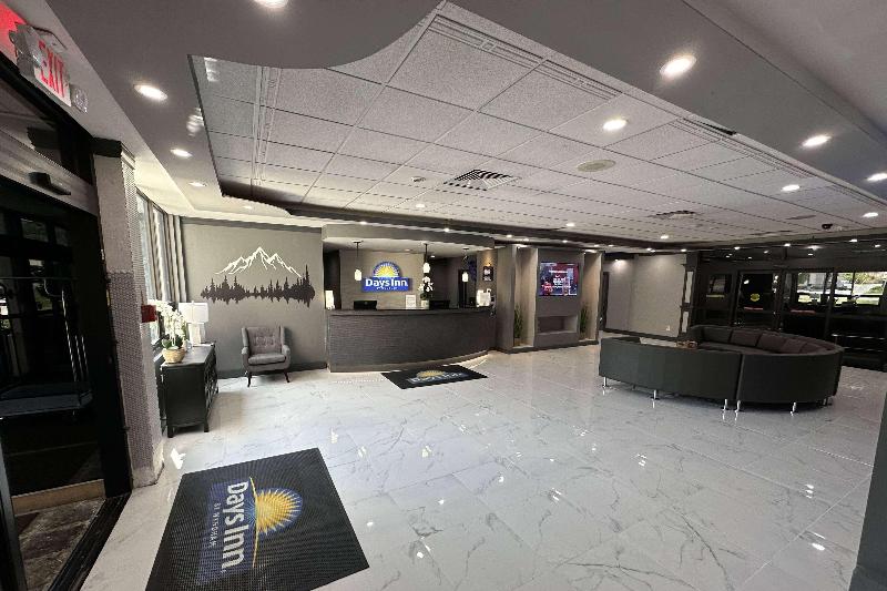 Days Inn by Wyndham Liberty image