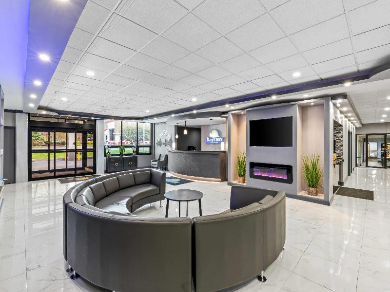 Days Inn by Wyndham Liberty image