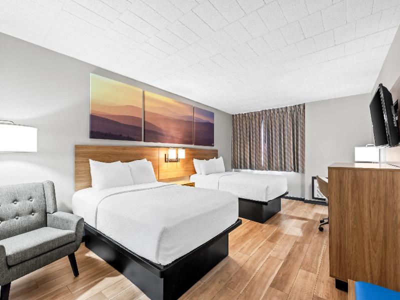 Days Inn by Wyndham Liberty image