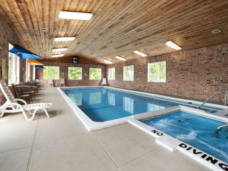 Baymont by Wyndham Manistee
