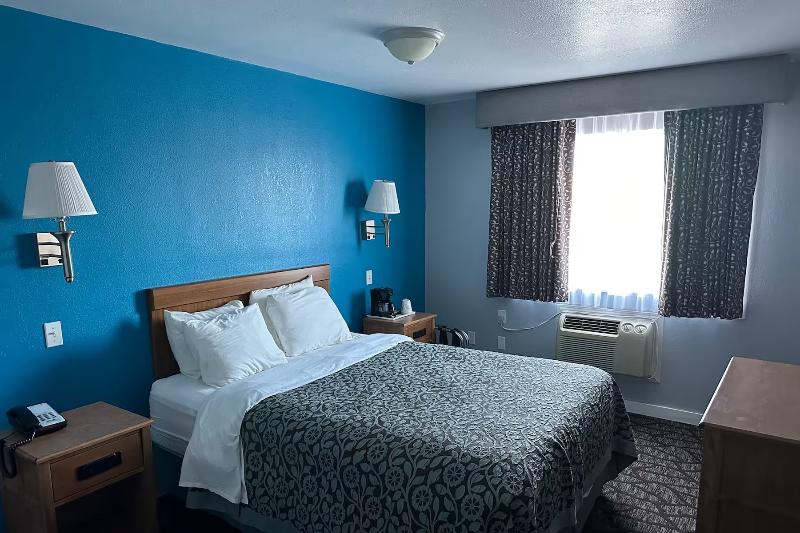 Bed room