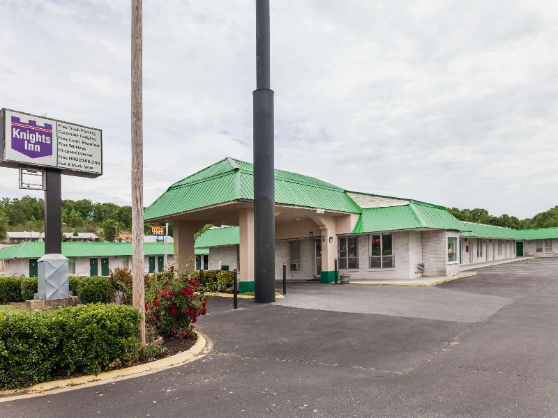 Knights Inn Hurricane Mills image