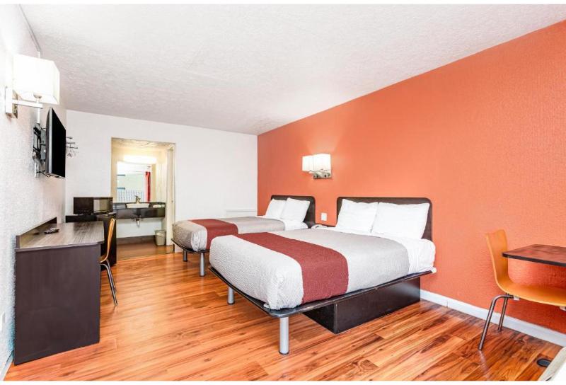 Relax Inn by OYO Columbus OH I 70 image