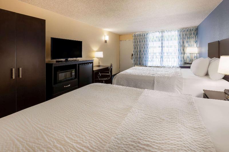 Days Inn by Wyndham Charles Town image