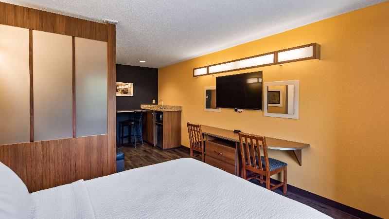 SureStay Plus Hotel by Best Western Keyser image