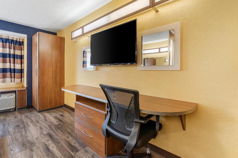 SureStay Plus Hotel by Best Western Keyser image