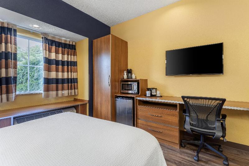 SureStay Plus Hotel by Best Western Keyser image
