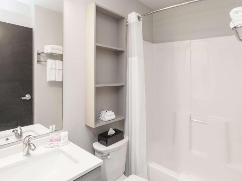 Microtel Inn & Suites By Wyndham West Fargo Near image