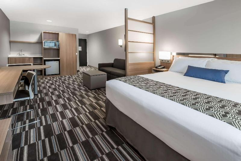Microtel Inn & Suites Penn Yan Finger Lakes Regio image