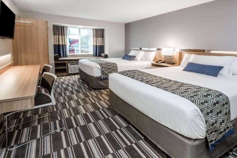 Microtel Inn & Suites Penn Yan Finger Lakes Regio image