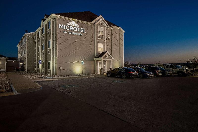 Microtel Inn And Suites By Wyndham Sweetwater image