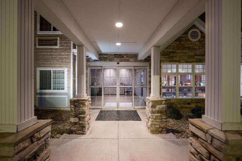 Microtel Inn And Suites By Wyndham Sweetwater image