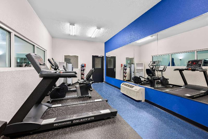 Microtel Inn And Suites By Wyndham Sweetwater image