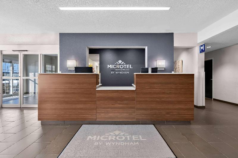 Microtel Inn And Suites By Wyndham Sweetwater image
