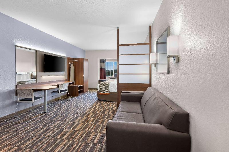 Microtel Inn And Suites By Wyndham Sweetwater image