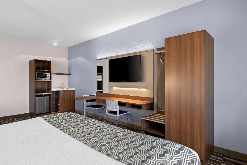 Microtel Inn And Suites By Wyndham Sweetwater image