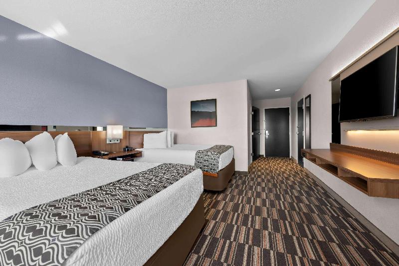 Microtel Inn And Suites By Wyndham Sweetwater image