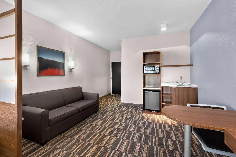Microtel Inn And Suites By Wyndham Sweetwater image
