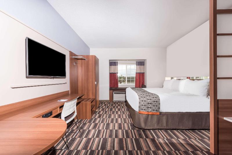 Microtel Inn And Suites By Wyndham Sweetwater image