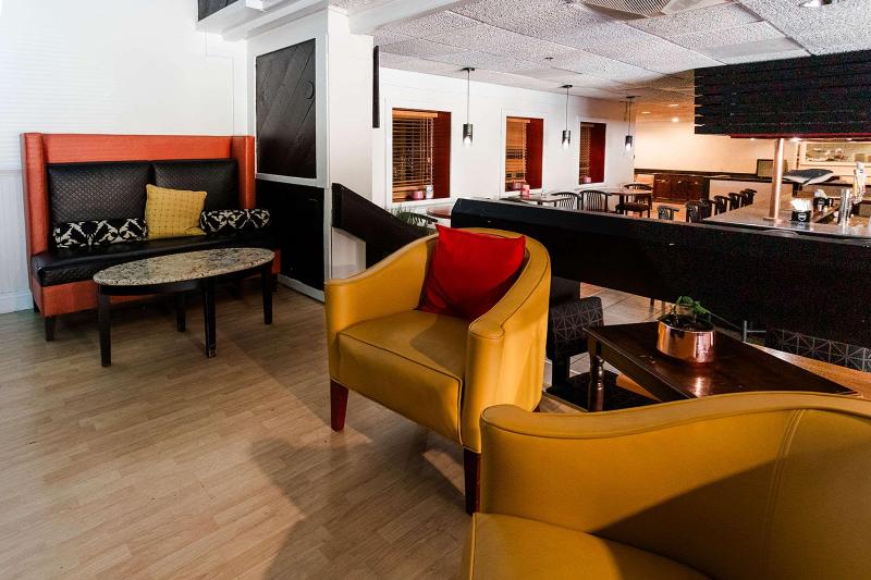 Clarion Hotel BWI Airport image