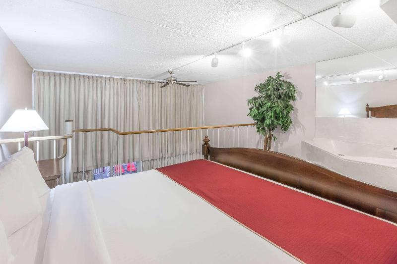 Quality Inn & Suites image
