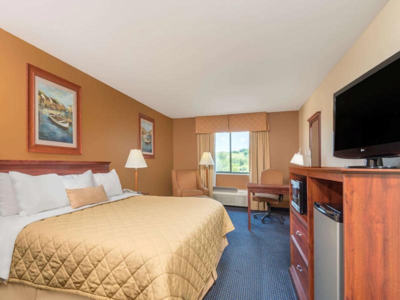Ramada Limited Catlettsburg/Ashland image