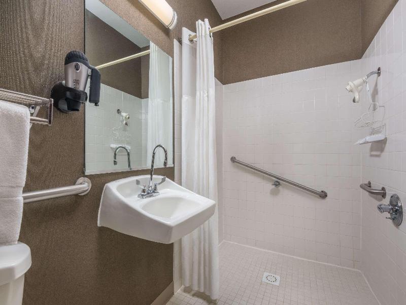 Ramada Limited Catlettsburg/Ashland image