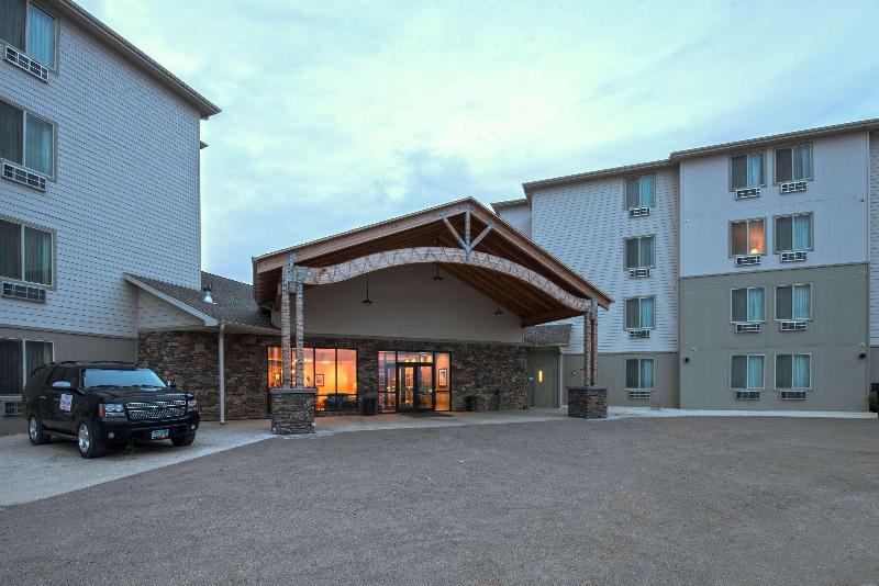 Ramada by Wyndham Williston Airport — photo 4
