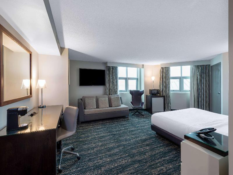 41 Lakefront Hotel Trademark Collection By Wyndham image