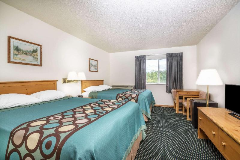Super 8 By Wyndham Phillips image