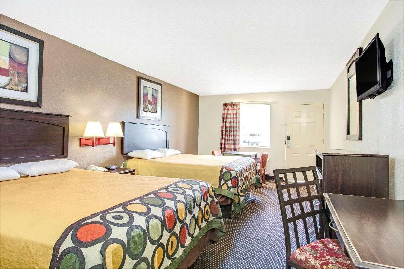 Super 8 by Wyndham Richland/Jackson Area image