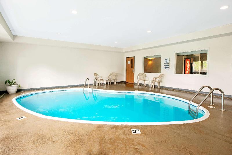 Super 8 by Wyndham Bonne Terre image