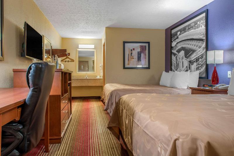 Quality Inn Columbus-East image