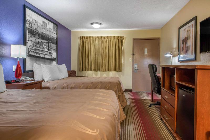 Quality Inn Columbus-East image
