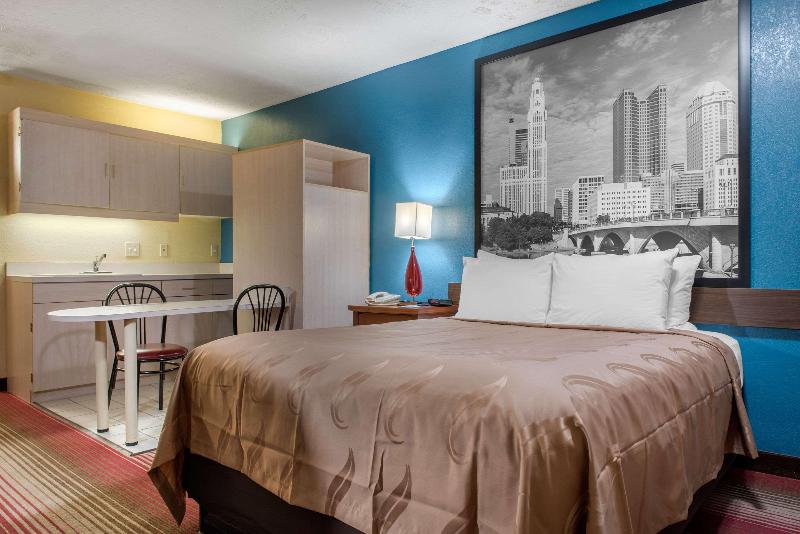 Quality Inn Columbus-East image