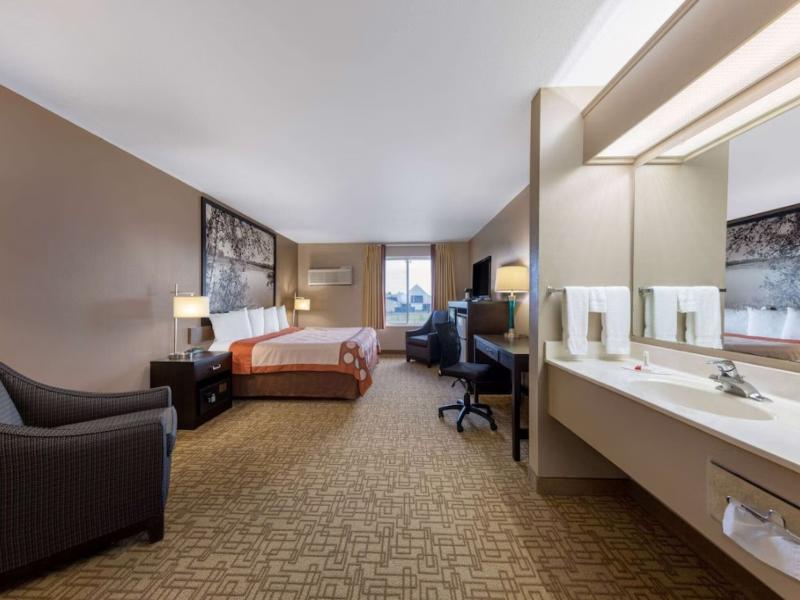 Super 8 by Wyndham Jackson MN image