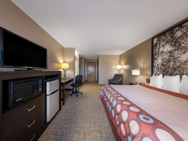 Super 8 by Wyndham Jackson MN image